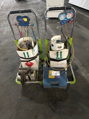 Lot de 2 KIT DE CLIMATISATION, en l'état