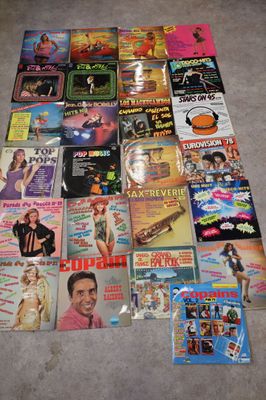 25 vinyles 33 tours Parade des succès (n°8, 11, 12, 13, 16, …