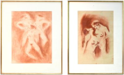 deux nus encadrés et une femme nue sur fond blanc