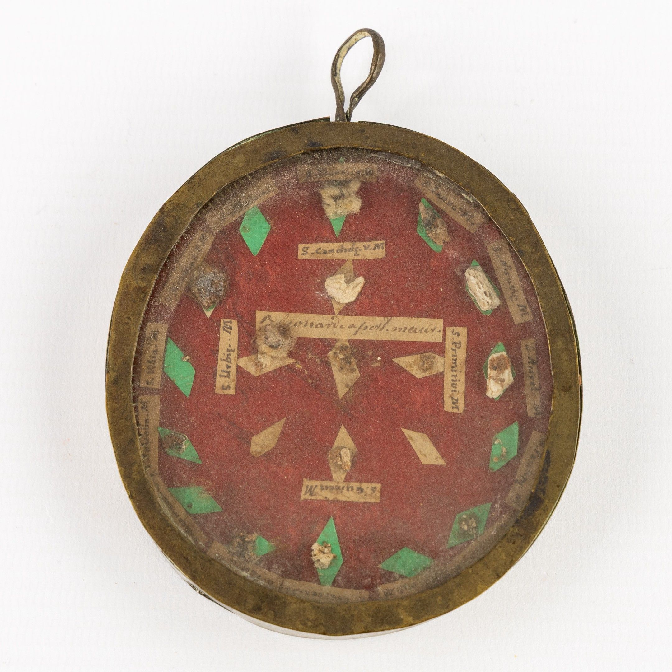 Objets d'art & Curiosités