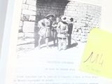 une photo d'un livre sur lequel est collé un post-it jaune