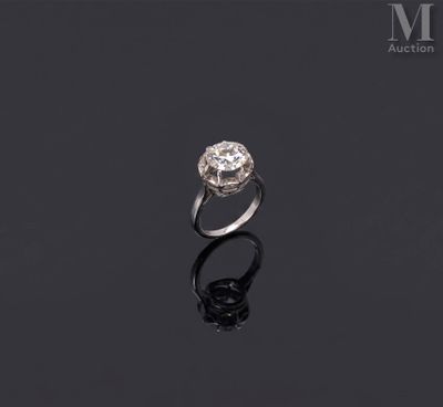 a diamond single - stone ring,
