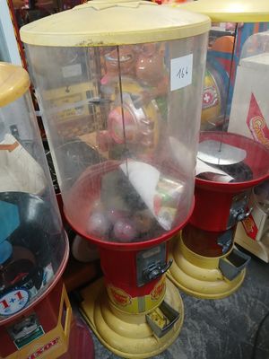 Distributeur CHUPA CHUPS VENDU DANS L'ETAT - Photo 1