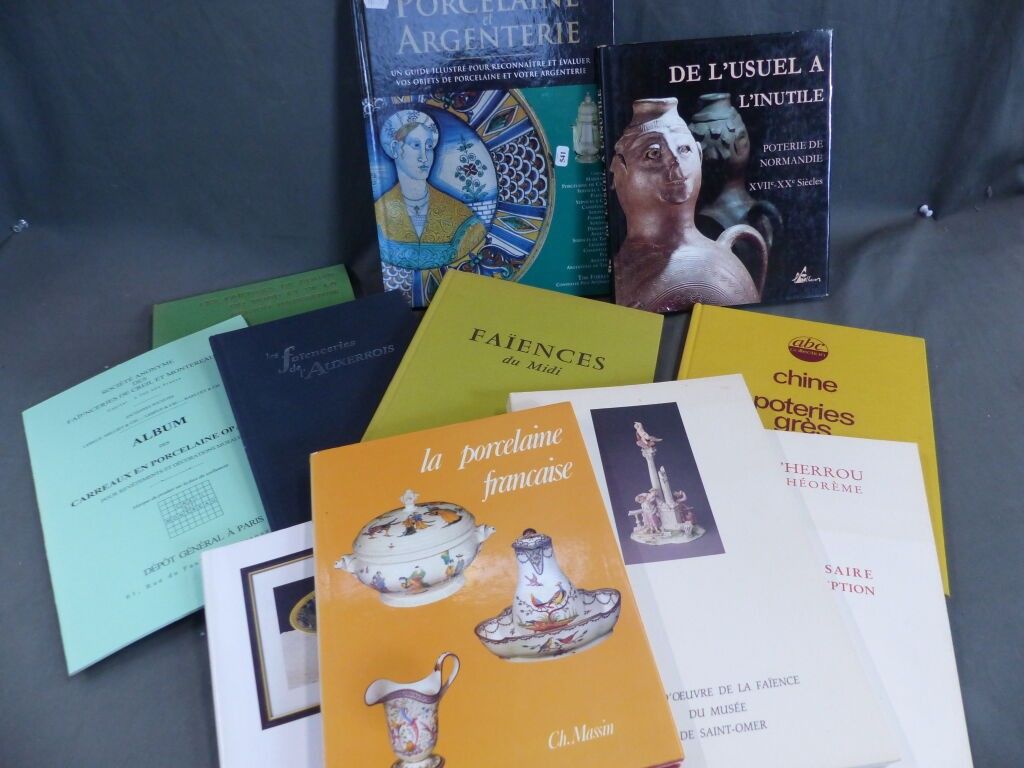 Objets d'art & Curiosités