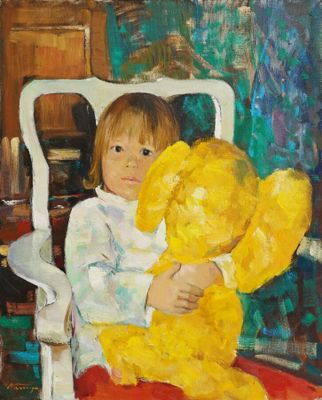un tableau représentant une petite fille tenant un ours en peluche jaune