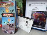 Plusieurs jeux Star Wars sont exposés dans un magasin