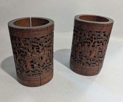 paire de vases anciens chinois en bois sculpté