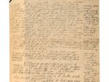 un vieux bout de papier sur lequel figurent des notes manuscrites