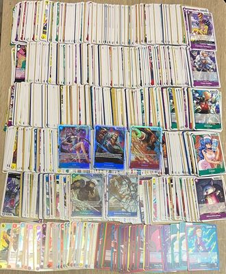 One Piece Tcg : Lot DE 1000 Cartes Anglaise Dont 30 Leader E…