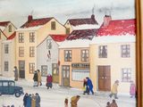 un tableau représentant des personnes marchant dans une rue enneigée