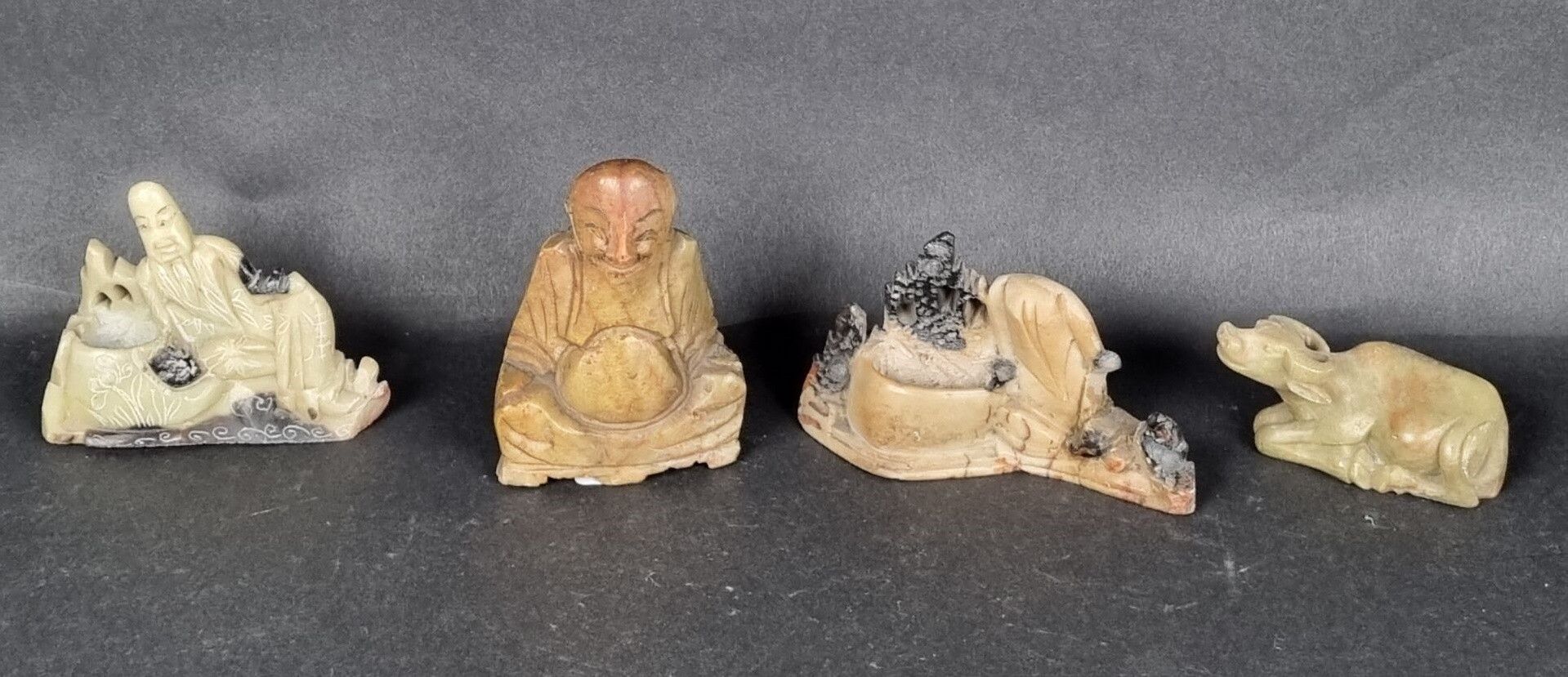 Objets d'art & Curiosités