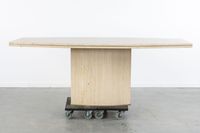 Willy Rizzo (1928-2013), table octogonale, travertin, laiton… (photo 6)