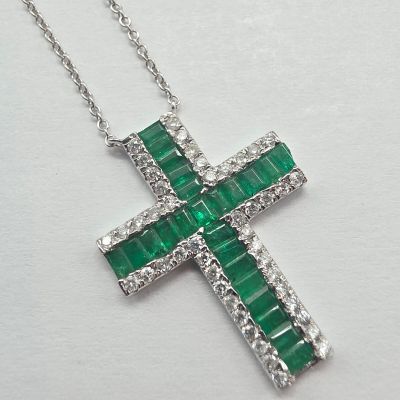 Croix EN OR Sertie D'Emeraudes ET Diamants, Formant Pendenti…