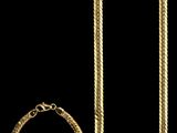 un ensemble composé d'un collier, d'un bracelet et d'un autre bracelet en or