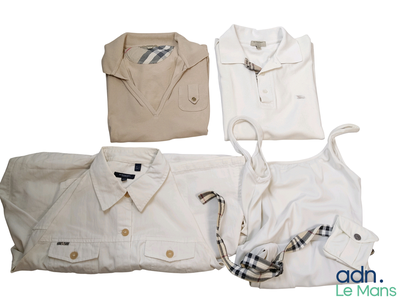Lot de 4 vêtements BURBERRY comprenant 2 robes et 2 polos - …