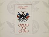 une image représentant un livre sur lequel figure un blason