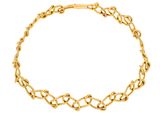 un bracelet en chaîne d'or à maillons avec un fermoir