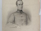 portrait d'un homme en uniforme militaire portant un nœud papillon