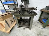 a machine that is sitting on a table in a room
