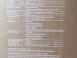 the back of a box with the contents of the phone in it