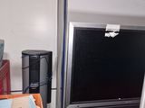 a television that is sitting on top of a box