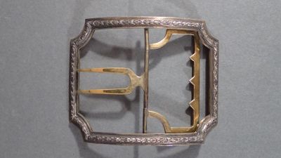 Boucle de chaussure ou ceinture en métal argenté, ardillon f…