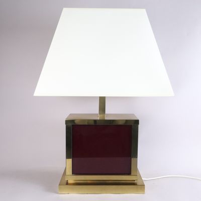 an image of a table lamp with a white shade on it
