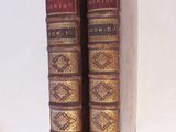 deux livres superposés