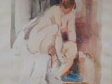 un tableau représentant une femme en train de se laver les pieds par terre