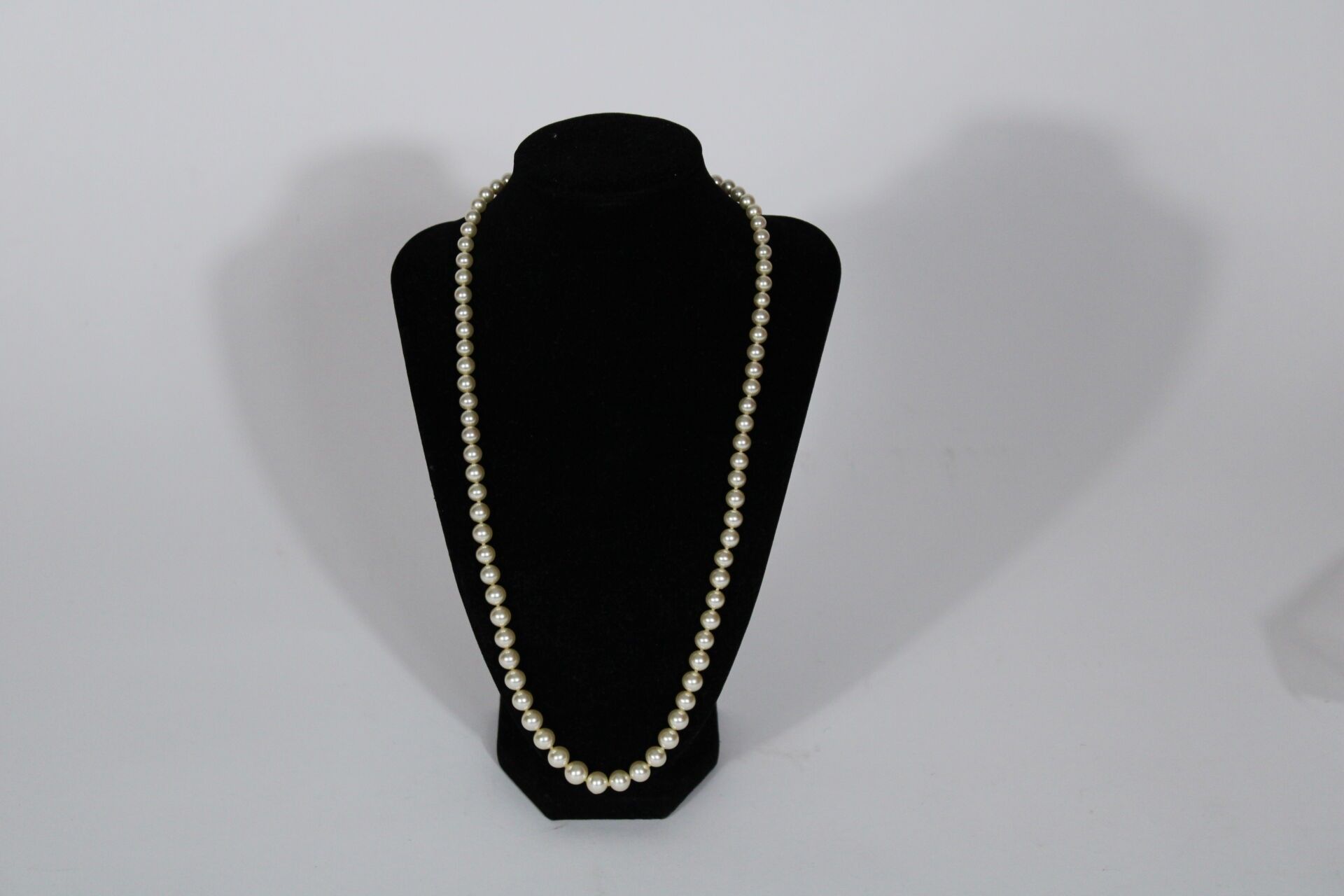 Bijoux & Pierres Précieuses