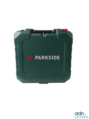 un étui vert sur lequel est inscrit « Parkside »