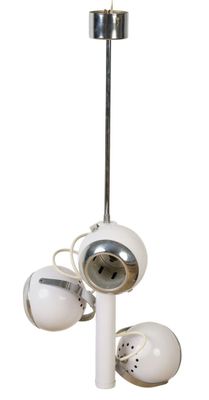a picture of a ceiling light with three lights