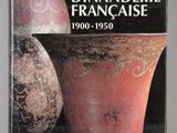 la couverture d'un livre sur laquelle figure l'image de deux vases