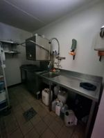 1 plonge en inox 1 bac, égouttoir, trou poubelle et douchett…