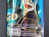 gros plan d'une carte pokemon sur une table