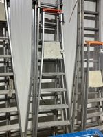 Echelle triple et escabeau 5 marches