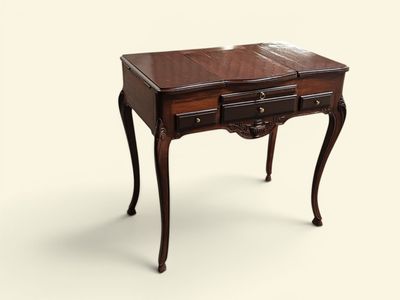 l'image d'une table en bois avec deux tiroirs