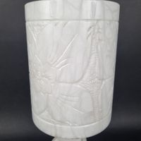 Lampe en albâtre sculpté représentant un hibou, abat-jour à … (photo 5)