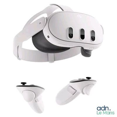 trois vues différentes d'un casque de réalité virtuelle