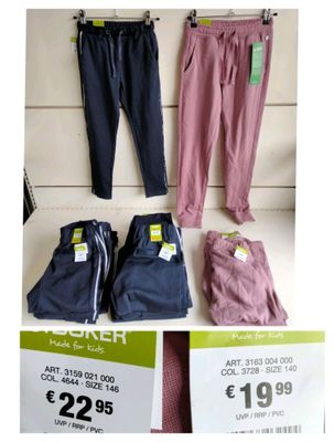 14 pantalons taille 7,10,11 et 13 ans