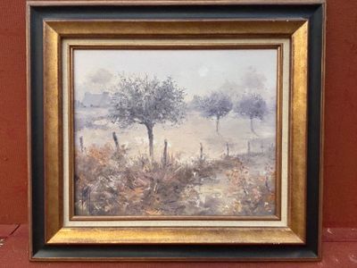 peinture d'un paysage avec des arbres et une clôture dans un cadre doré
