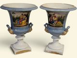 deux vases superposés