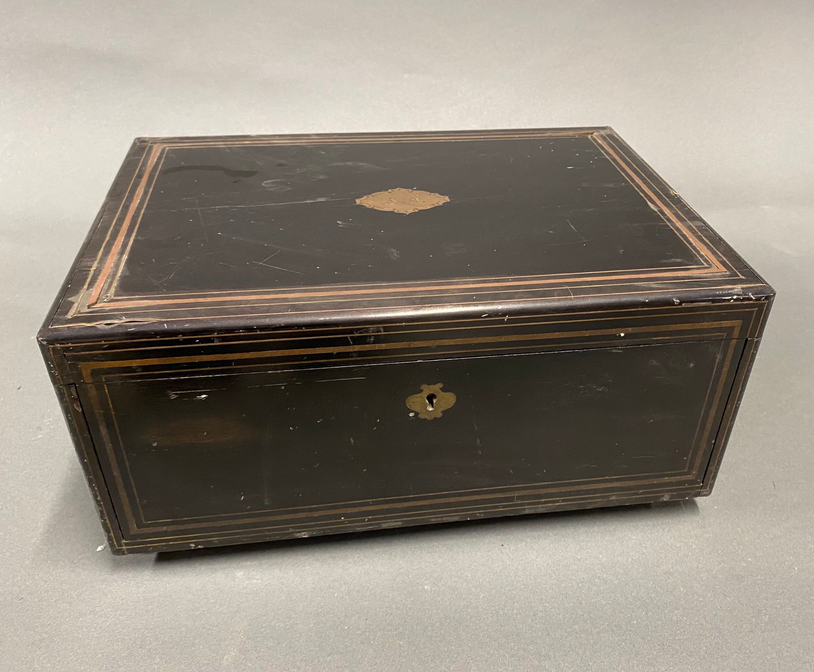 Objets d'art & Curiosités