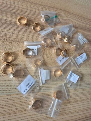 19 bagues chevaliéres homme plaquées or /3 modéles