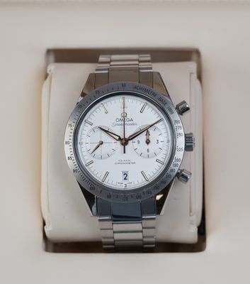 OMEGA Chrono Speedmaster Co axial Full Set et carte de garan…