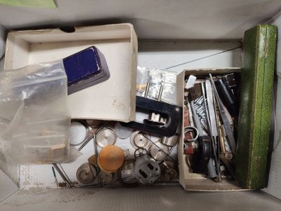 a box full of assorted items that are in it
