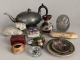 a lot of items that are sitting on a table