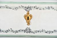 COMMODE ouvrant à deux tiroirs, relaquée à décor de frises f… (photo 6)