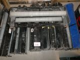 une machine placée au milieu d'une pièce