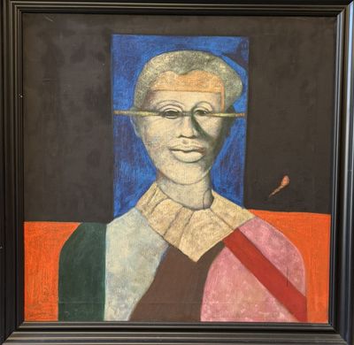 une peinture à l'huile représentant une femme portant des lunettes à monture noire